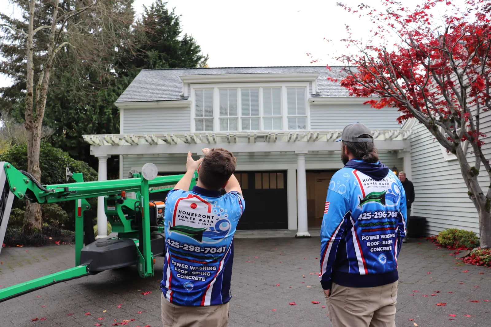Professional deck & fence cleaning services in Bothell, WA