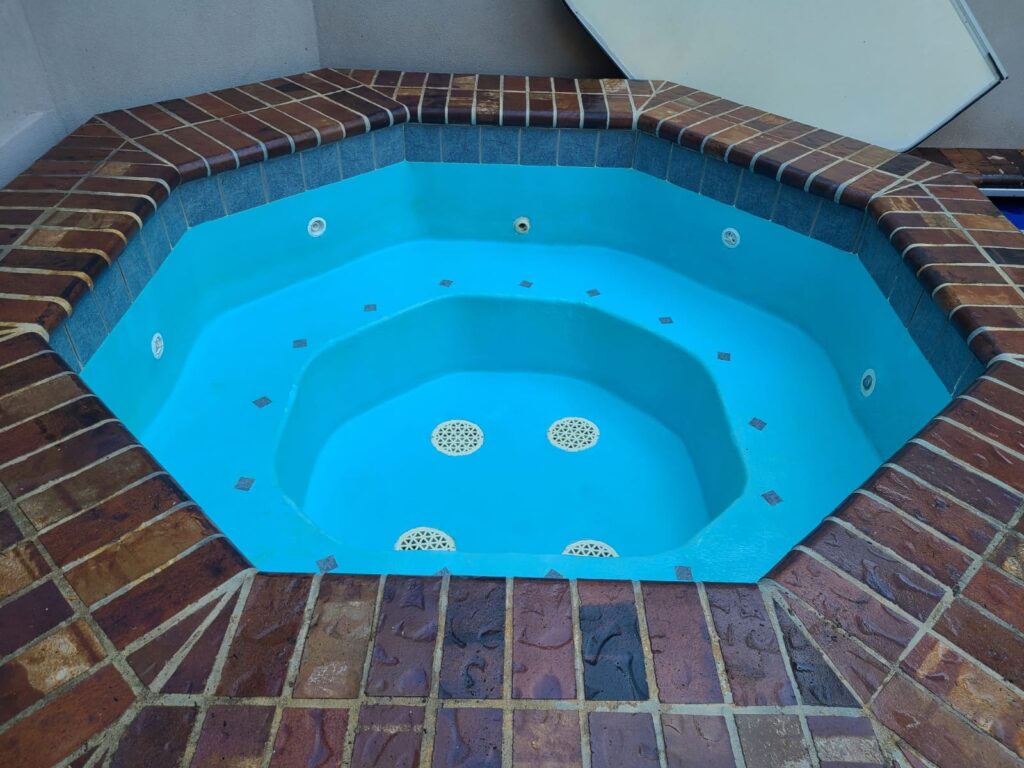 A spotless clean hot tub/jacuzzi after a Homefront Power Wash exterior cleaning in Kirkland, WA