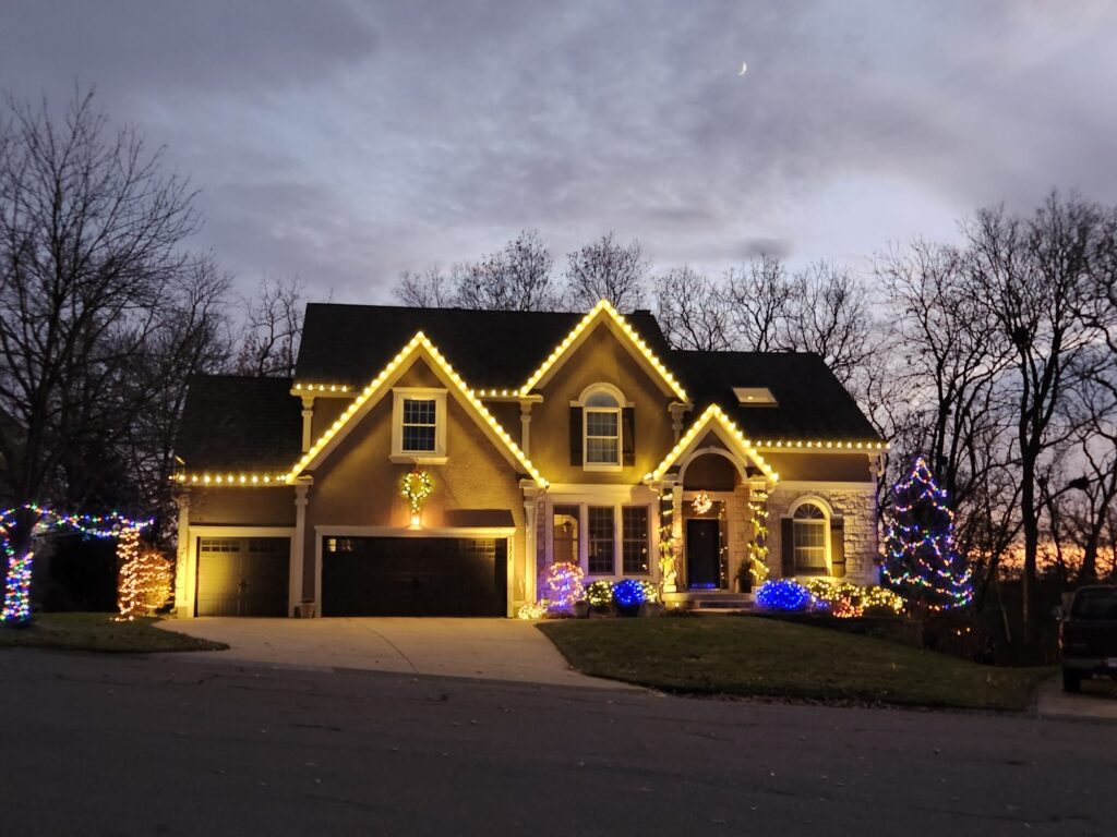 Beautiful house on the Seattle/Eastside with holiday lights installed by Homefront Holiday Lights